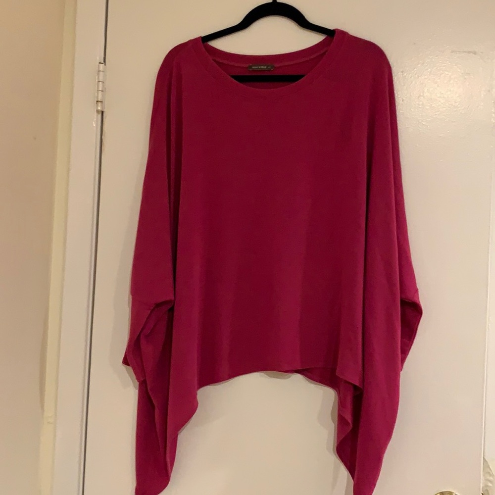 Nally & Milly beautiful pink sweater. One size.